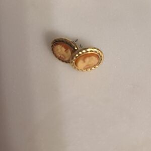 Elegant Gold Cameo Earrings